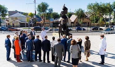 Депутаты посетили обновленный корпус областной больницы